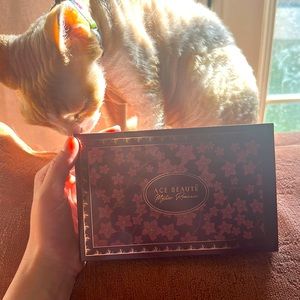 ACE BEAUTÉ mystic romance eyeshadow palette